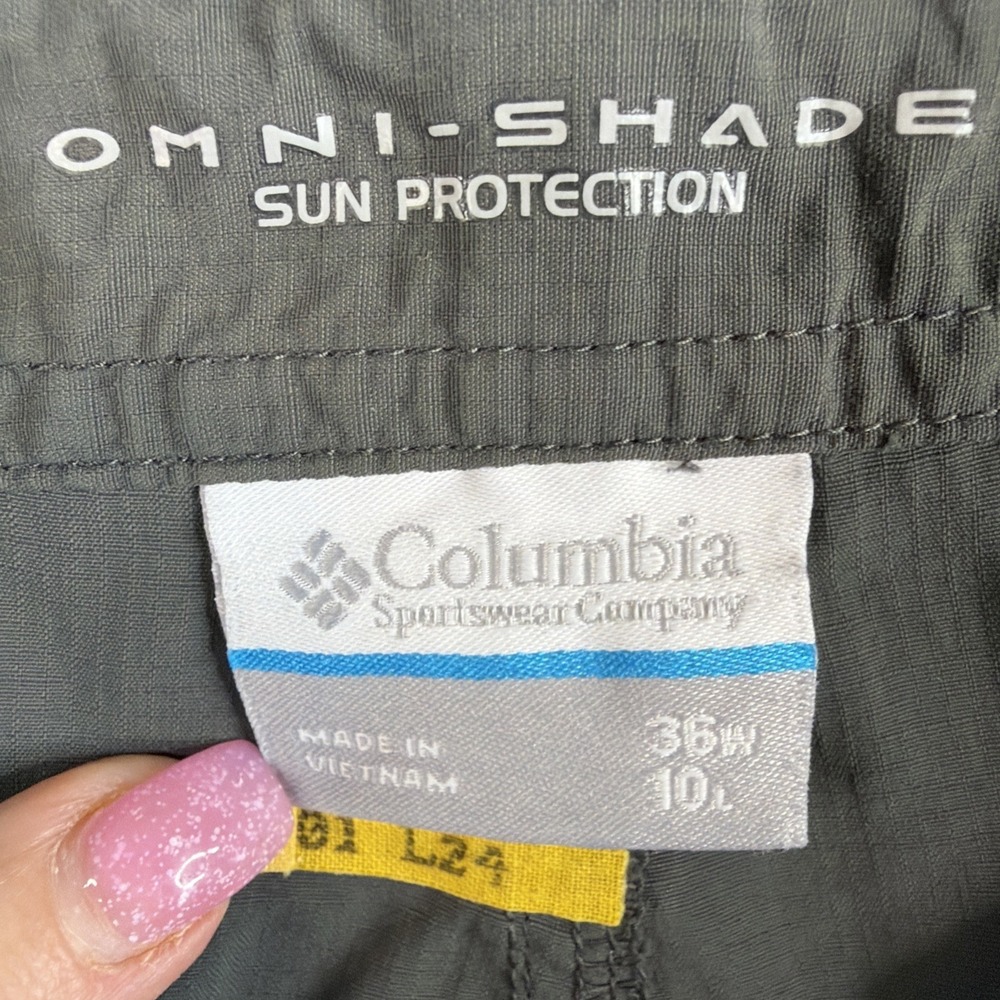 Columbia Omni-Shade Cargo Shorts Mens 36 Gray Hiking Outdoor Nylon - Picture 3 of 9